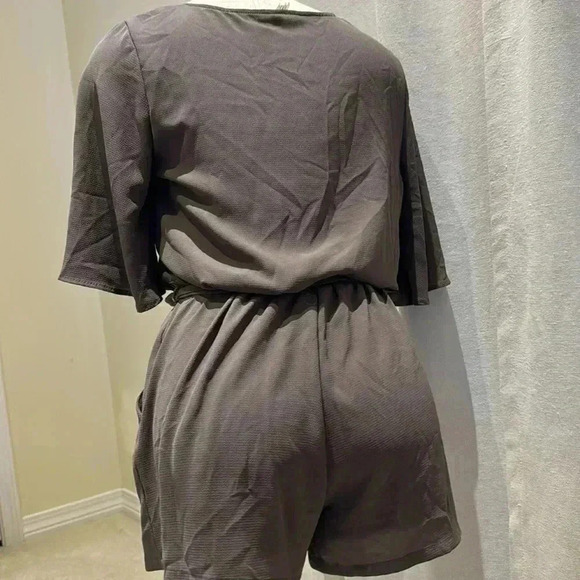 romper medium - Picture 6 of 6